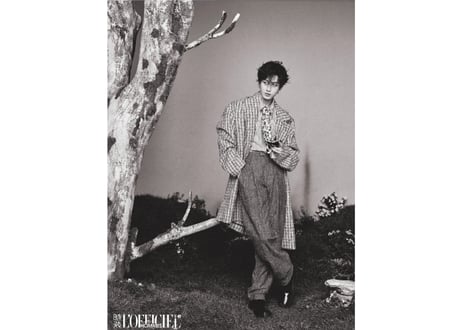 👆訳アリ値引き(画像あり)👆【成毅チョン・イー】时装L'OFFICIEL HOMMES 2024年12月 ※特典カード付き※