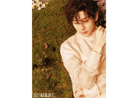 👆訳アリ値引き(画像あり)👆【成毅チョン・イー】时装L'OFFICIEL HOMMES 2024年12月 ※特典カード付き※