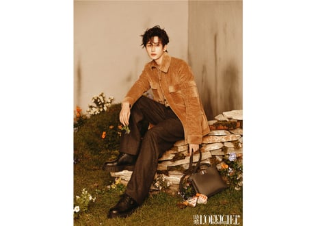 👆訳アリ値引き(画像あり)👆【成毅チョン・イー】时装L'OFFICIEL HOMMES 2024年12月 ※特典カード付き※