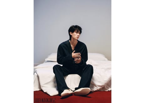 【周翊然ジョウ・イーラン】时装男士L'OFFICIEL HOMMES 2024年11月  ≪特典付き≫