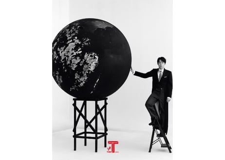 【王楚钦(王楚欽)】 T锦绣　2025年2月  ≪カード5枚＆切页5枚付き≫