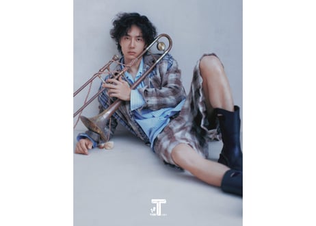 【王一博】T锦绣 T CHINA 2025年12月≪公式カード５枚付き≫◆特集ページの和訳付き◆