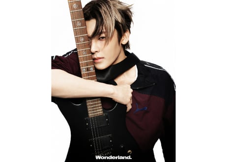 【侯明昊 ホウ・ミンハオ 】晨刊Wonderland.　2025年12月