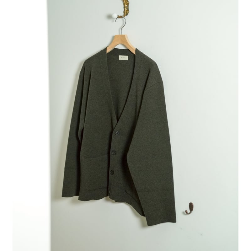 The CLASIK V NECK CARDIGAN | MusterWerk