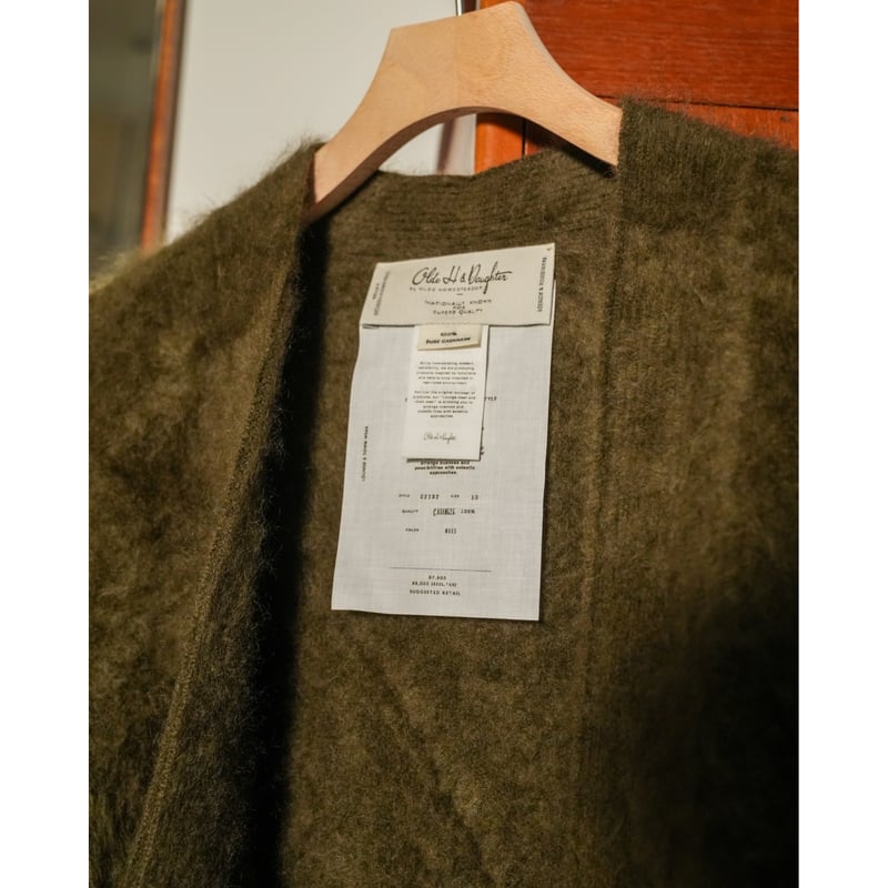 Olde H & Daughter Ex. FUR CASHMERE N/B VEST | M
