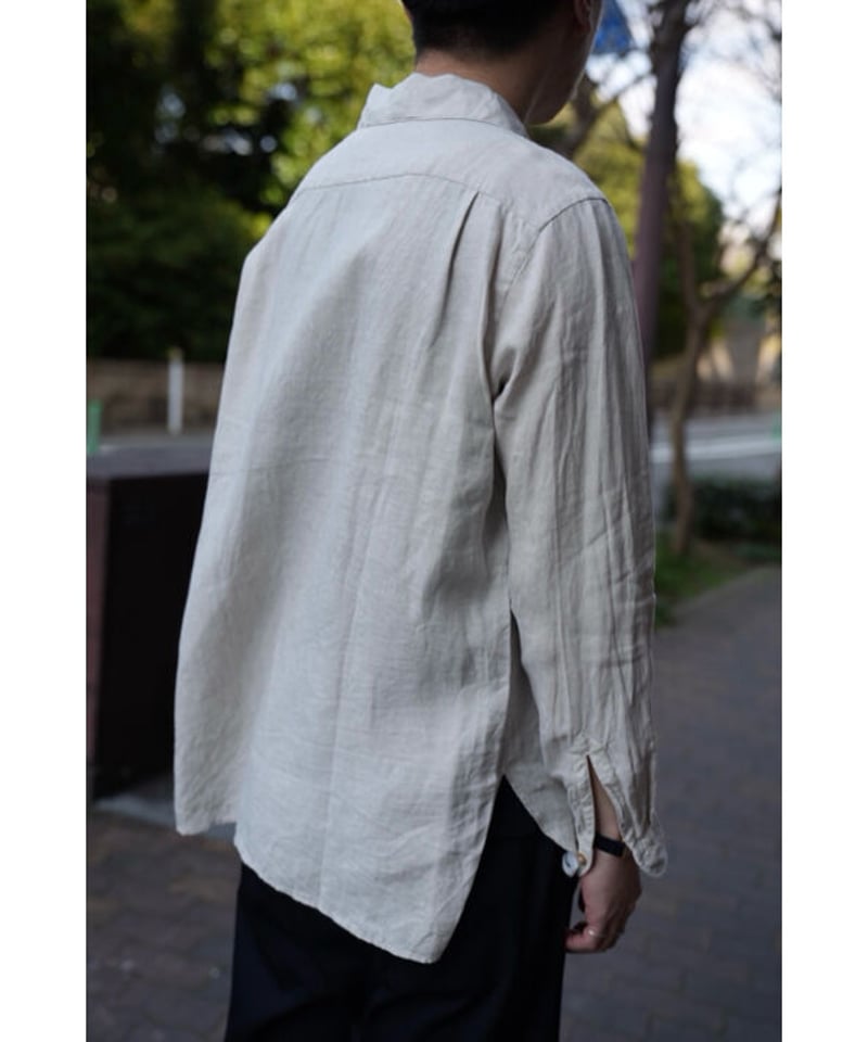 トップス Aquellos Ojos Verdes KEY NECK SHIRT CATEGORY Aquellos Ojos Verdes | MusterWerk