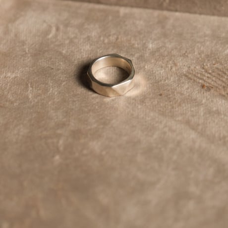 AVM "L'EAU RING SMALL"