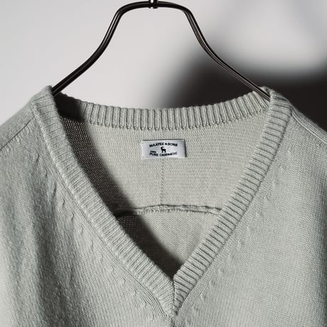 MAATEE&SONS ド度詰めCASHMERE V/N  SWEATER