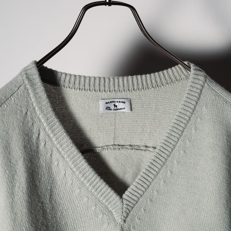 MAATEE&SONS ド度詰めカシミヤVネックセーター MAATEE&SONS ド度詰めCASHMERE V/N SWEATER | MusterWerk