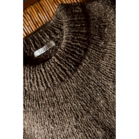 YANABA "ZOFFY" CREW NECK ROUND KNIT