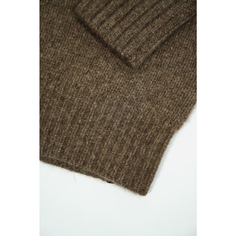 WALENODE "Innocent YAK" Shetland sweater- V
