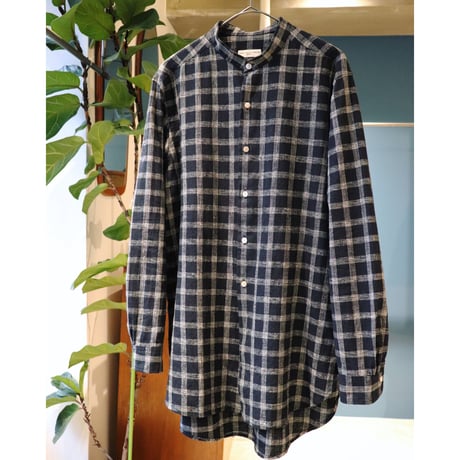 Aquellos Ojos Verdes  CADI CK Band collar Relax shirt