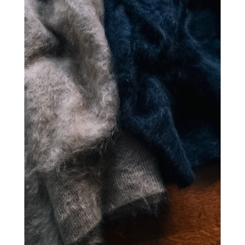 MAATEE&SONS CASHMERE SHAGGY P/O SWEATER | Muste