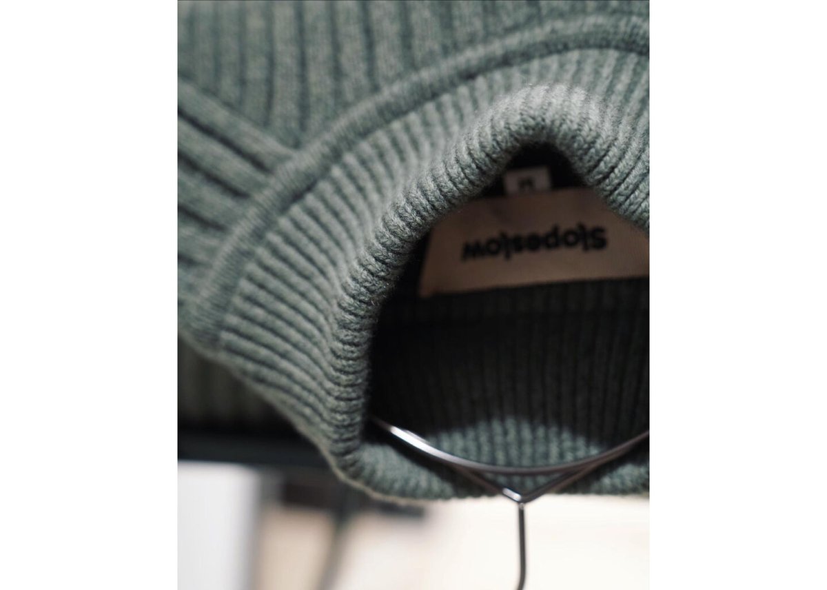 slopeslow Lamb's Cashmere Rib Mock Sweater | Mu