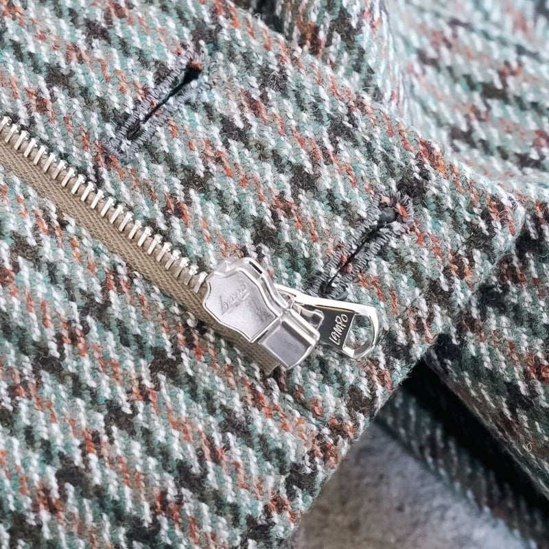 The CLASIK FOX BROTHERS TWEED RIB HARRINGTON |