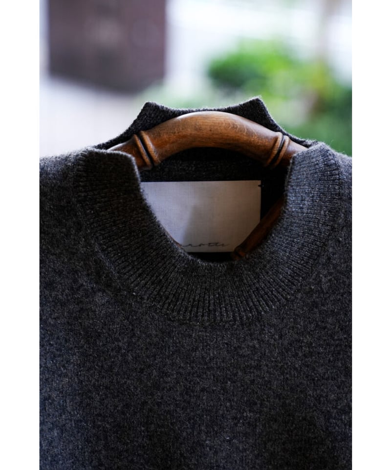 nonnotte SLIT CREW NECK PULLOVER | MusterWerk