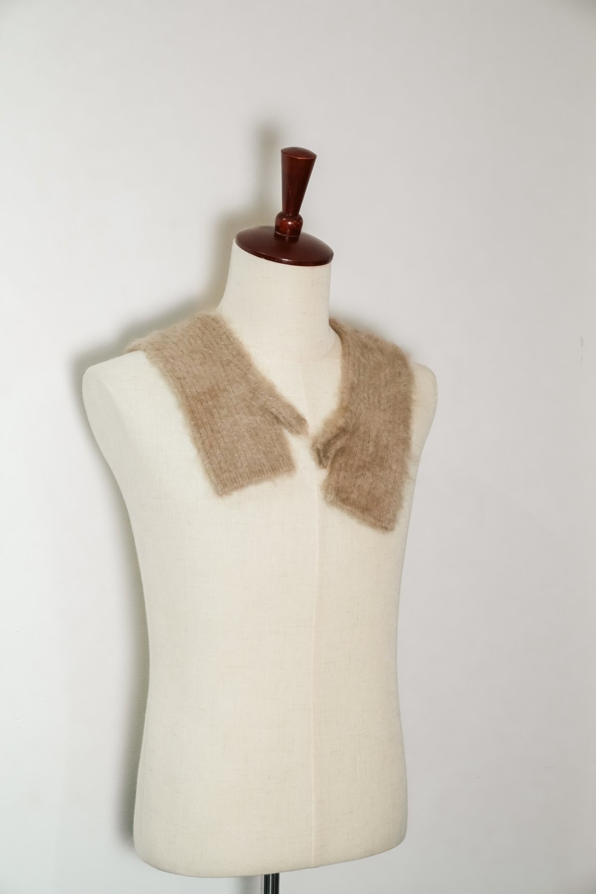 Olde H & Daughter FUR CASHMERE N/B VEST