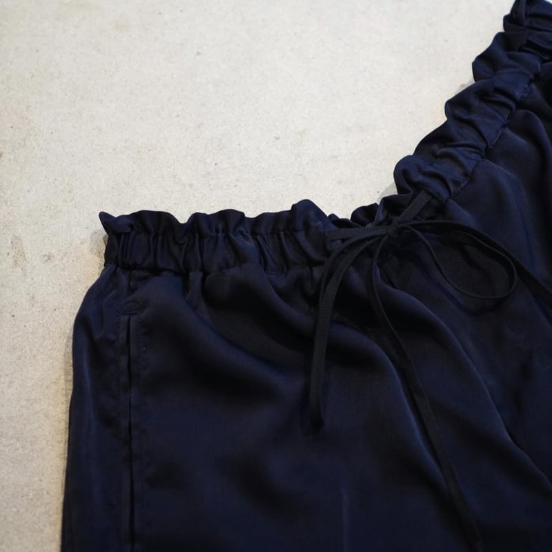 RAINMAKER Ex. PEACH SATIN DOUGI SHORTS | Muster