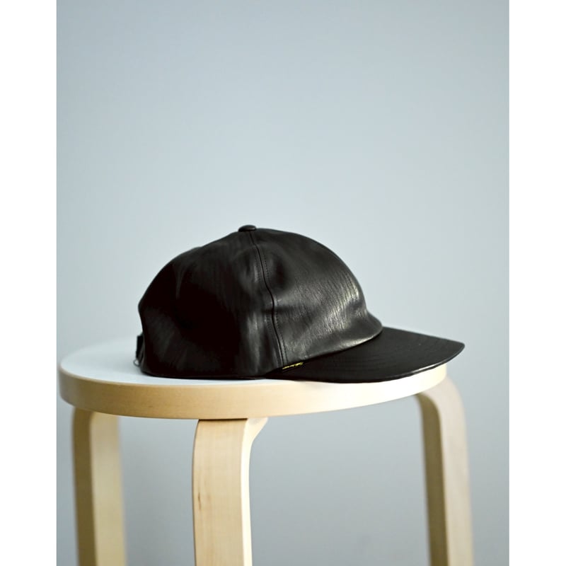 【新品】AUBERGE 25aw レザーキャップ CAP CUIR AUBERGE 25AW ・ MODEL : CAP CUIR COLOR : BLACK MATERIAL : 100% Ezo