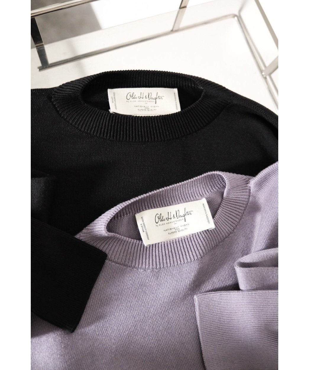 Olde H & Daughter SILK PLAIN STITCH CREW NECK P