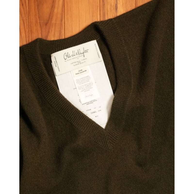 Olde H & Daughter CASHMERE V-NECK KNITWEAR | Mu