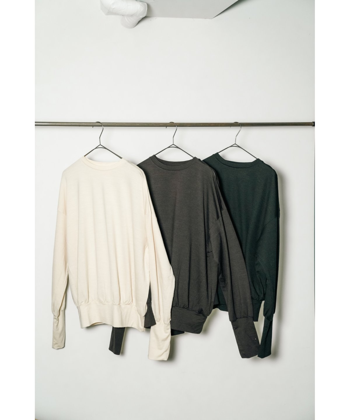 トップス barbell object s bo top (loose) / ecru トップス barbell object s bo top (loose) / ecru barbell