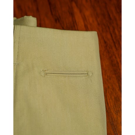 MAATEE&SONS CRISPY CHINO
