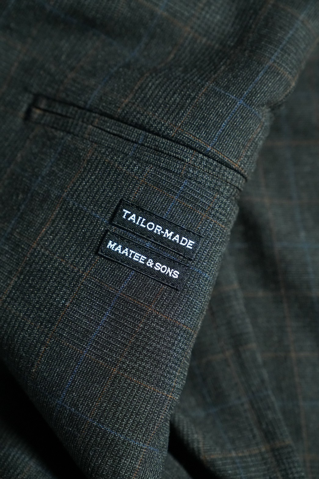 MAATEE&SONS UNCON SINGLE TAILORED 