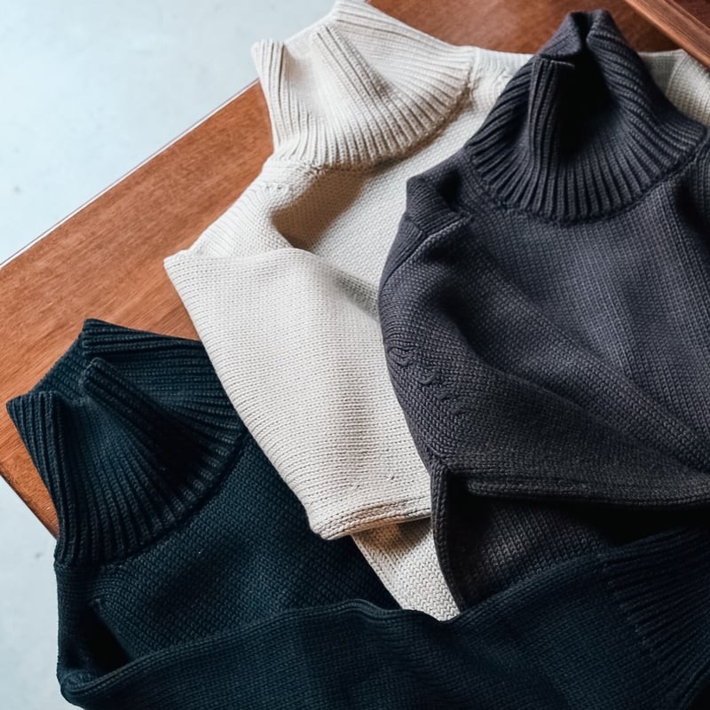 Olde H & Daughter WOOSTED WOOL TURTLE NECK P/O