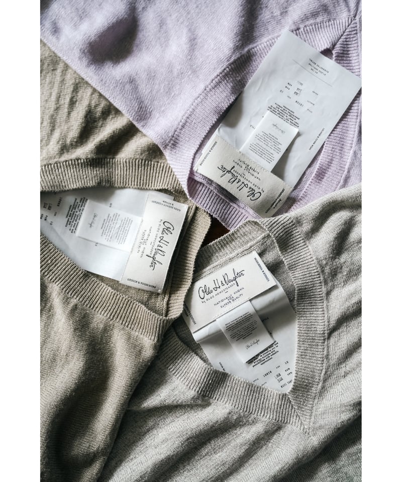 Olde H&Daughter LINEN SILK PLAIN STITCH V NECK Olde H&Daughter LINEN SILK PLAIN STITCH V NECK