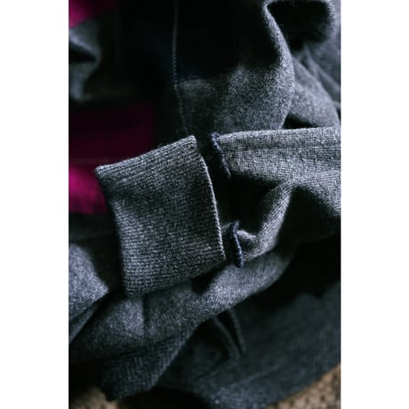 MAATEE&SONS CASHMERE PATCH ARGYLE SWEATER