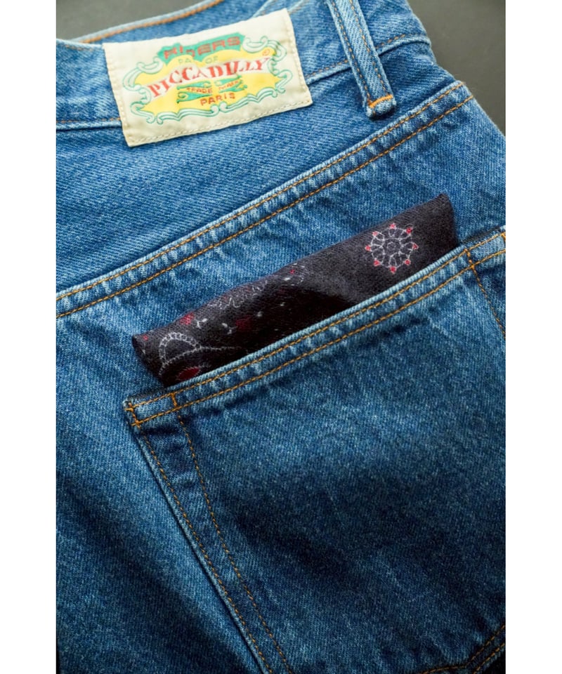 MAATEE&SONS Ex. CASHMERE HANDKERCHIEF | MusterWerk