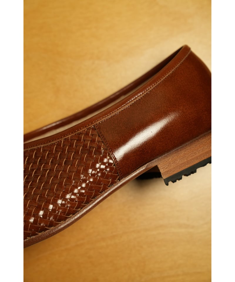 postproduction tear pumps 7 白 Post Production Mesh Tear Pumps | MusterWerk