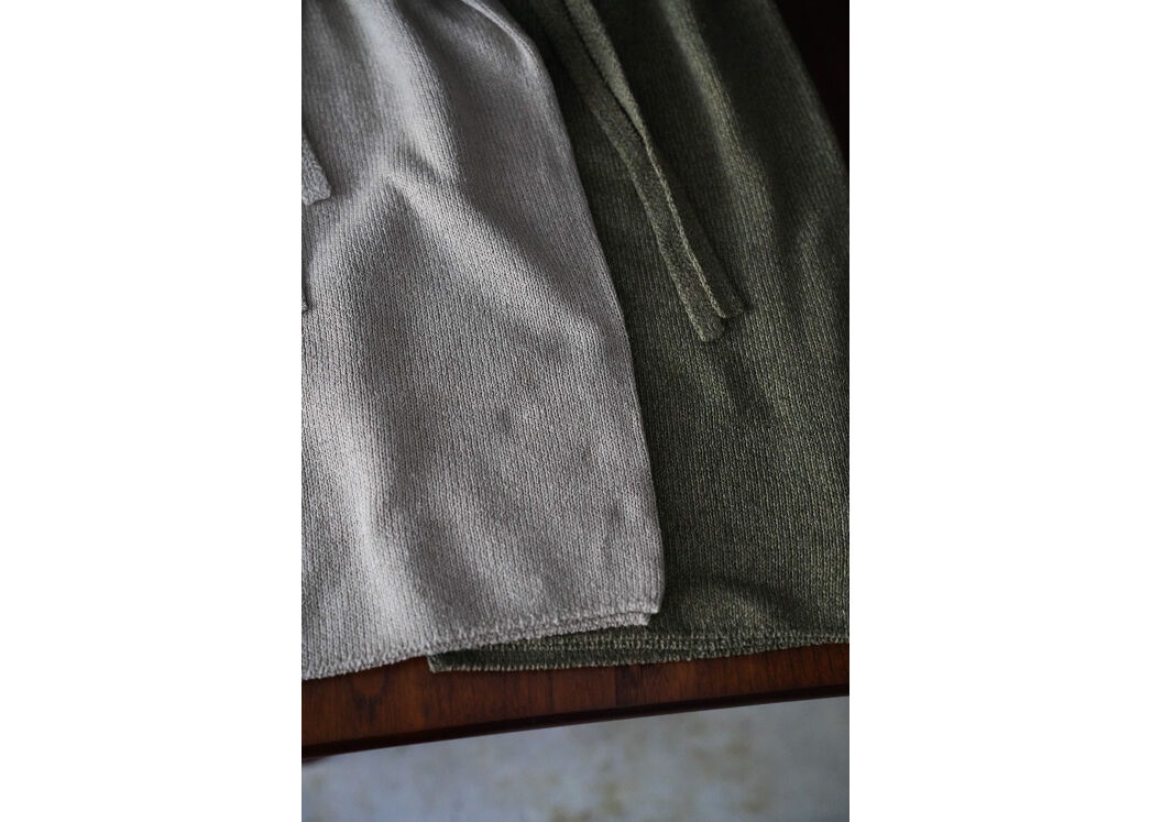 Olde H&Daughter シルクコットンショーツ カラー:ストーン Olde H&Daughter / SILK COTTON SHORT PANTS – Auba Jaconelli