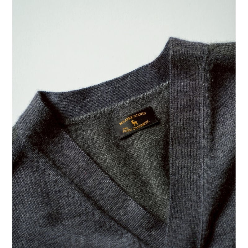 MAATEE&SONS COMBI V CARDIGAN | MusterWerk