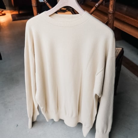 Olde H & Daughter AGED CASHMERE PLAIN STITCH CREW NECK P/O