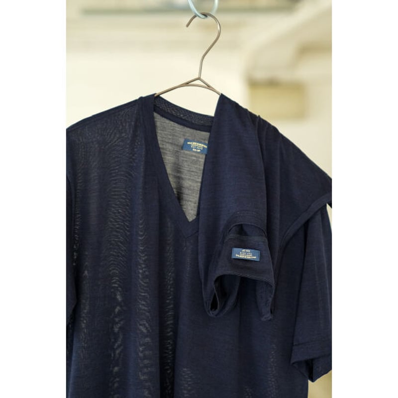 MAATEE&SONS Ex. WASHABLE SILK V NECK TEE | Must