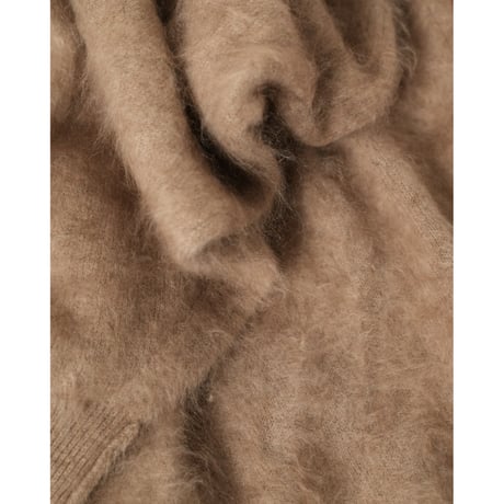 Olde H & Daughter FUR CASHMERE V-NECK KNITWEAR