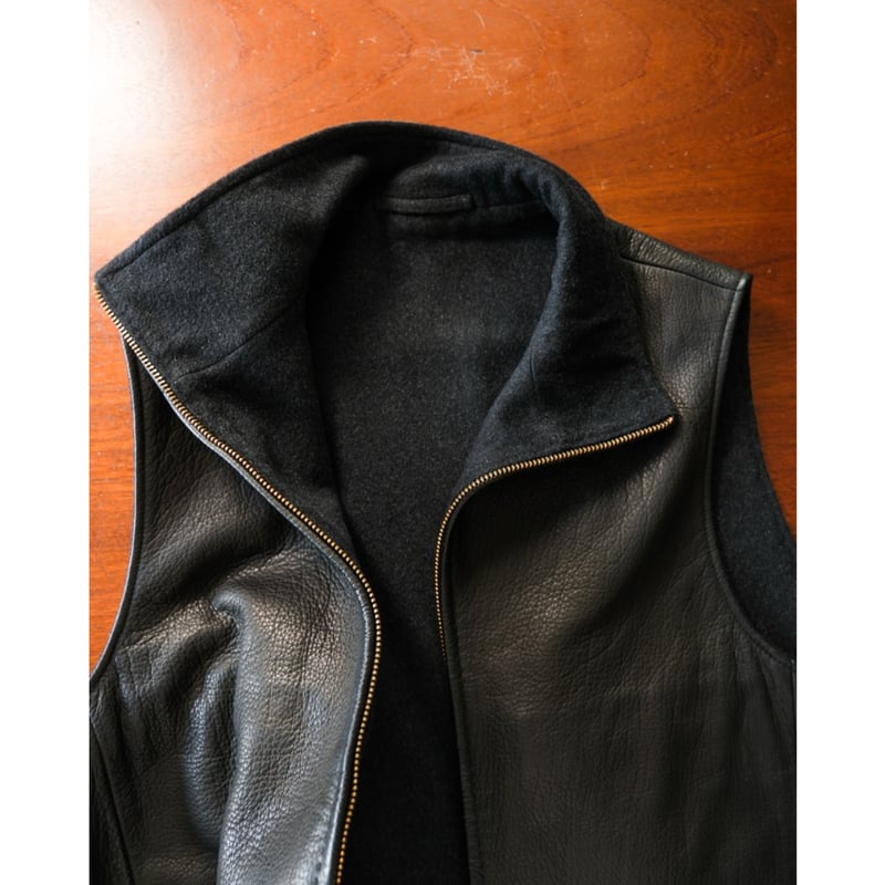 MAATEE&SONS DEAR LEATHER VEST 裏カシミヤ | MusterWerk