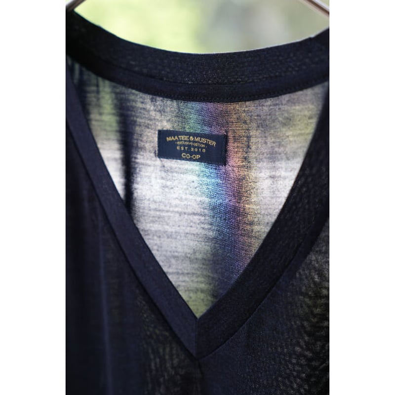 MAATEE&SONS Ex. WASHABLE SILK V NECK TEE | Must