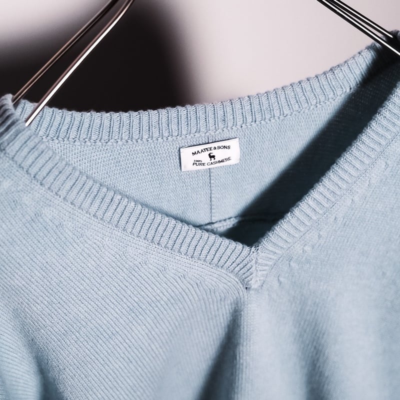 MAATEE&SONS ド度詰めカシミヤVネックセーター MAATEE&SONS ド度詰めCASHMERE V/N SWEATER | MusterWerk