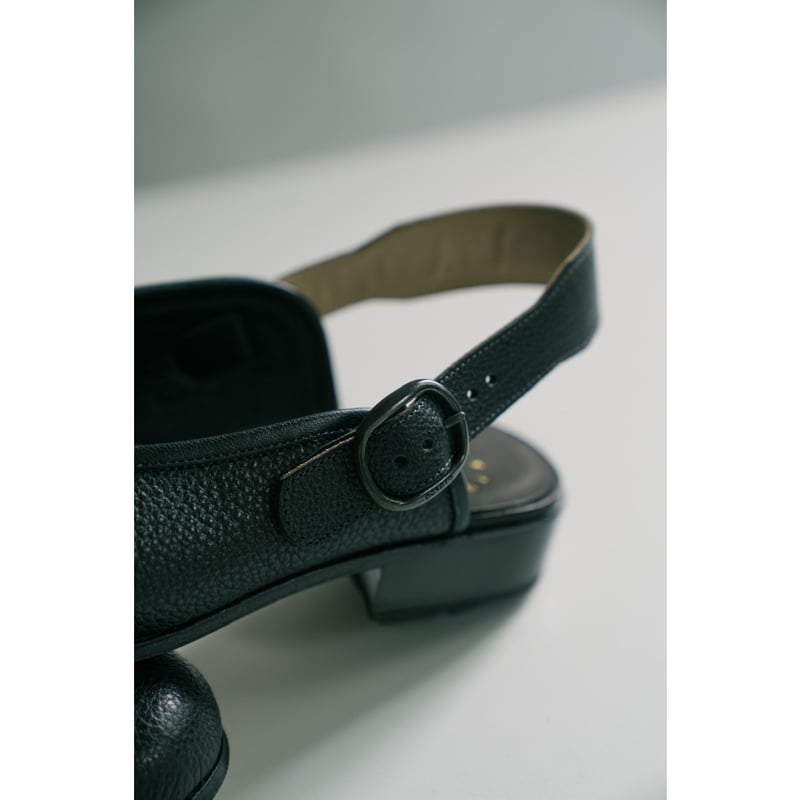 Post Production Face Sandal | MusterWerk