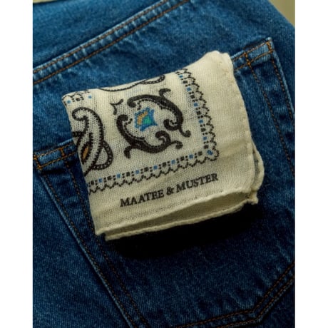 MAATEE&SONS Ex. CASHMERE HANDKERCHIEF