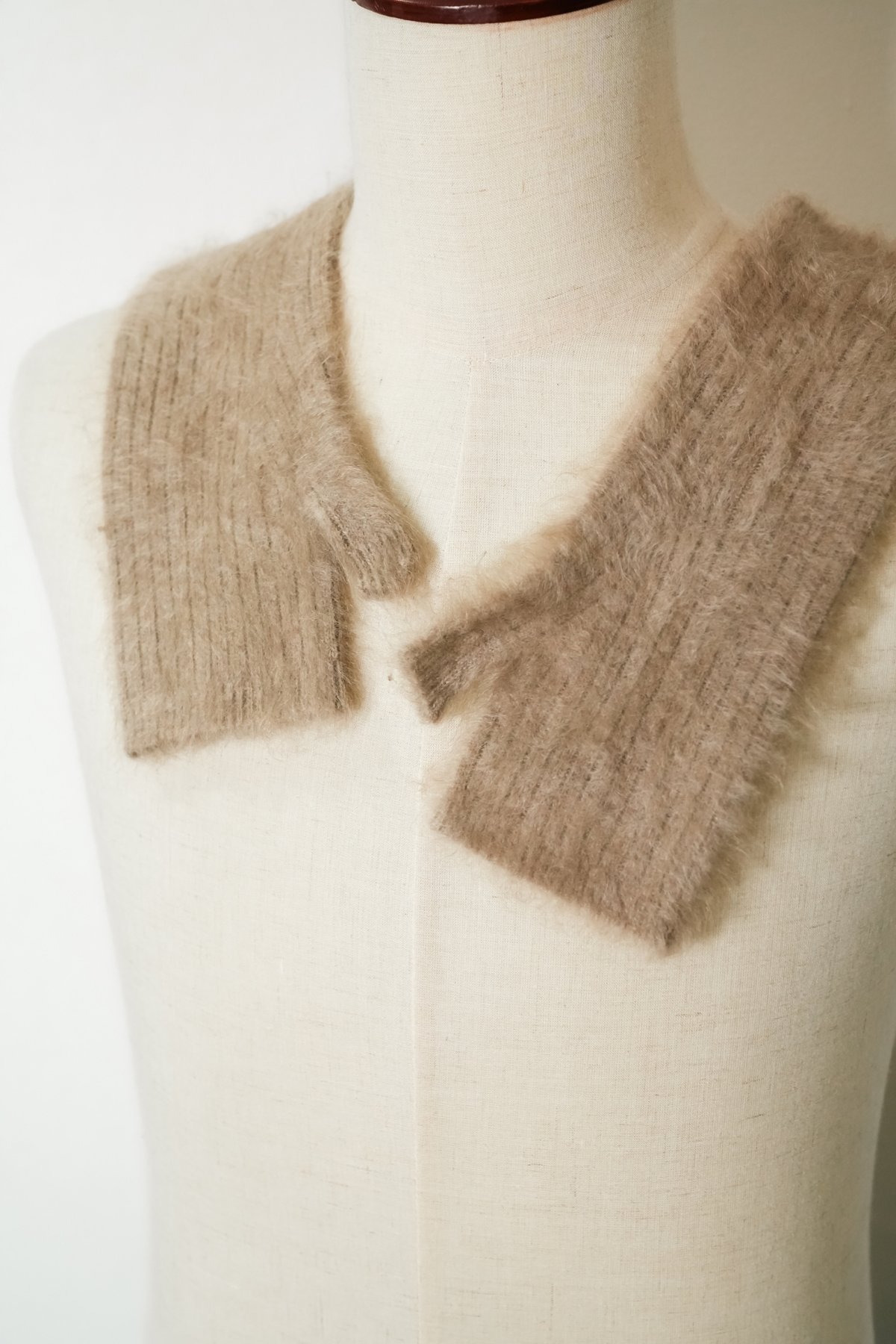 Olde H & Daughter FUR CASHMERE N/B VEST