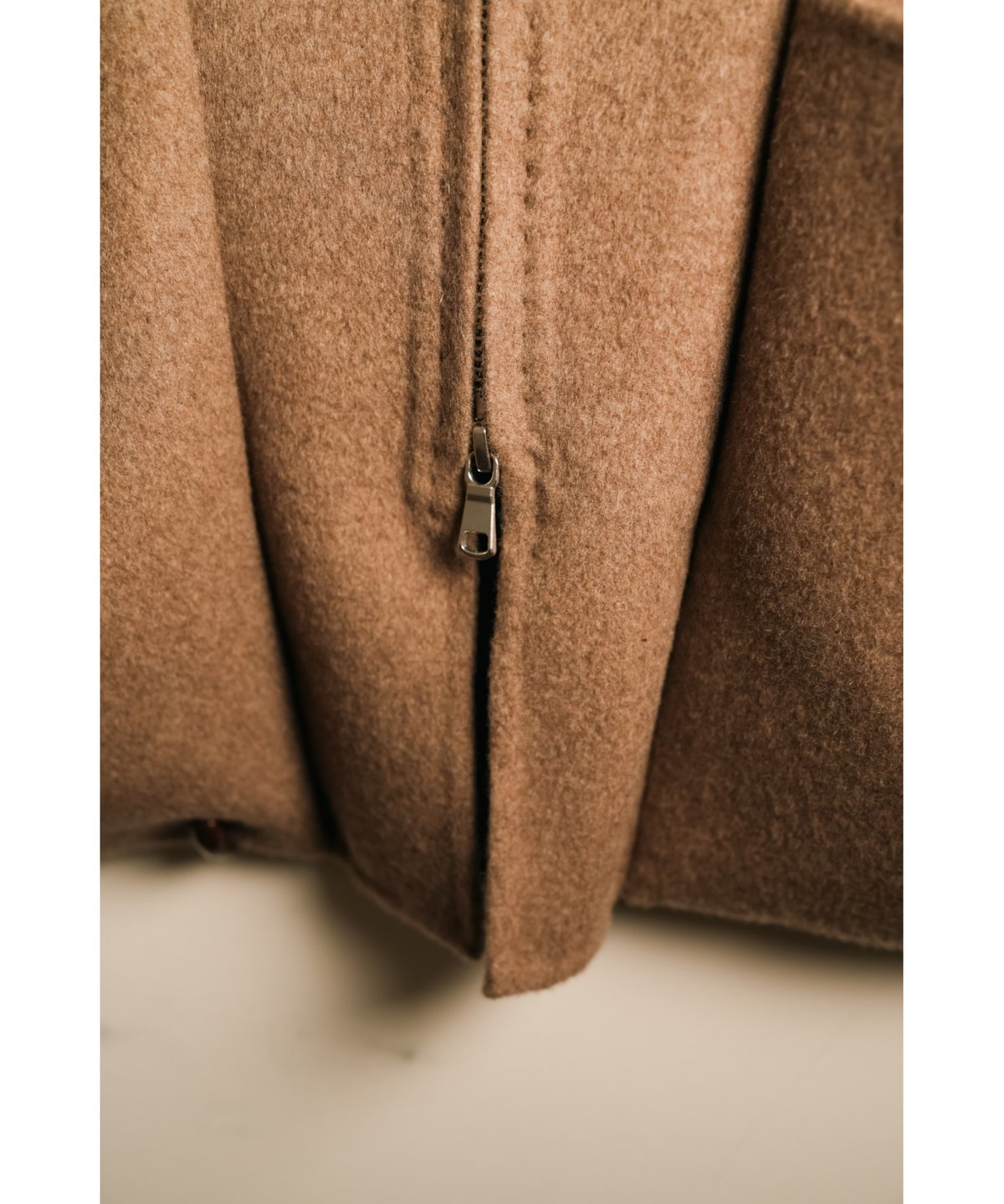 MAATEE&SONS Ex. CASHMERE/MINK REVER VEST | Must