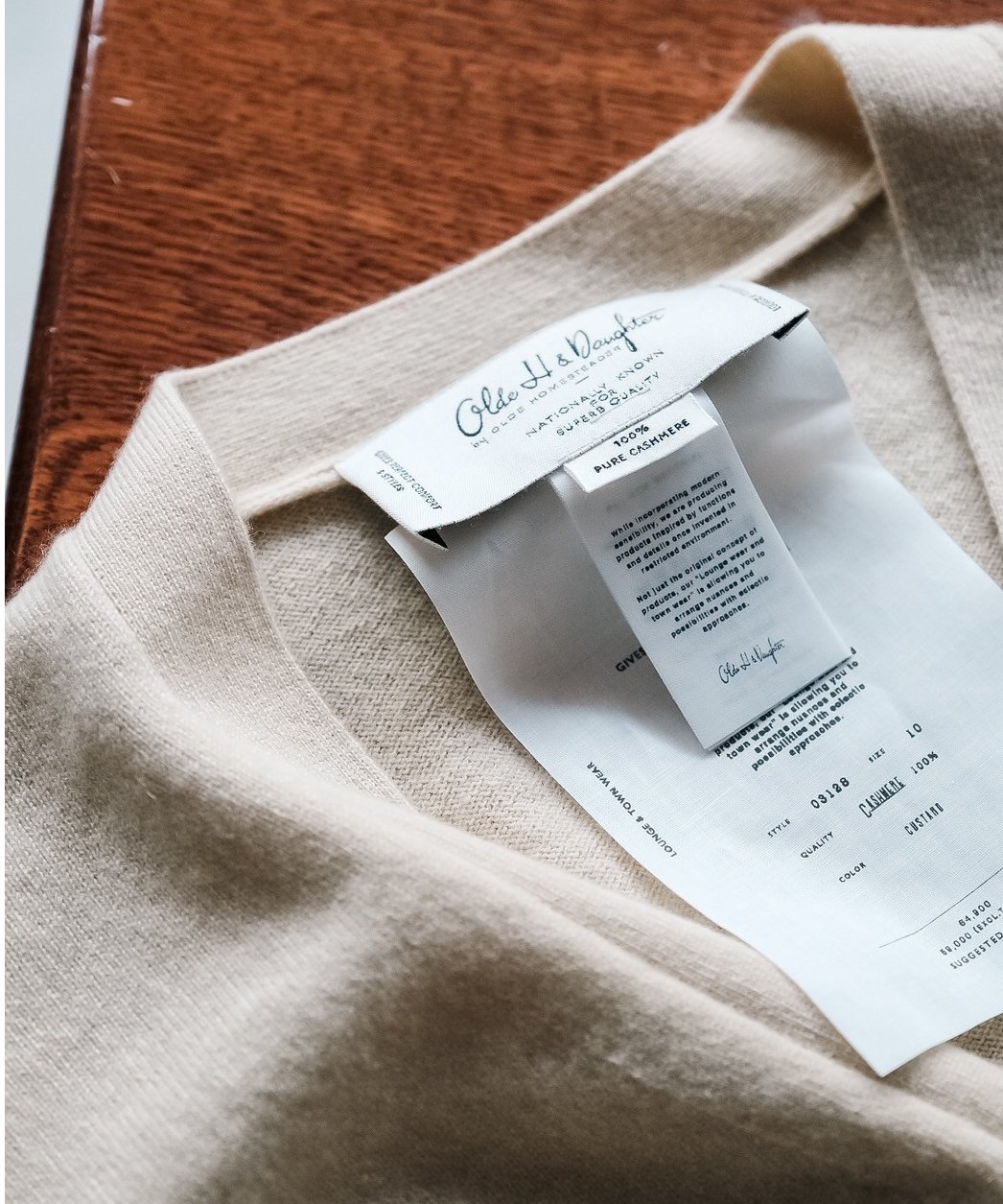 Olde H & Daughter AGED CASHMERE PLAIN STITCH CA