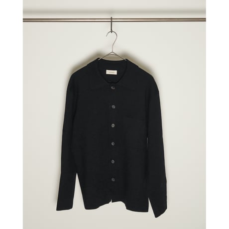 The CLASIK MILLED FINE WOOL SHIRT CARDIGAN