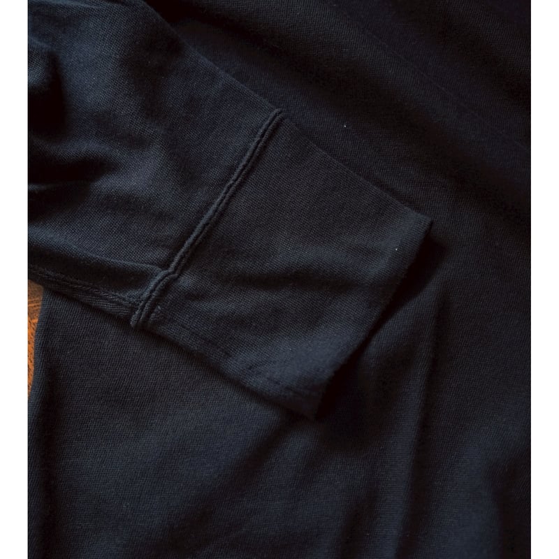 MAATEE&SONS L/S HENRY NECK TEE | MusterWerk