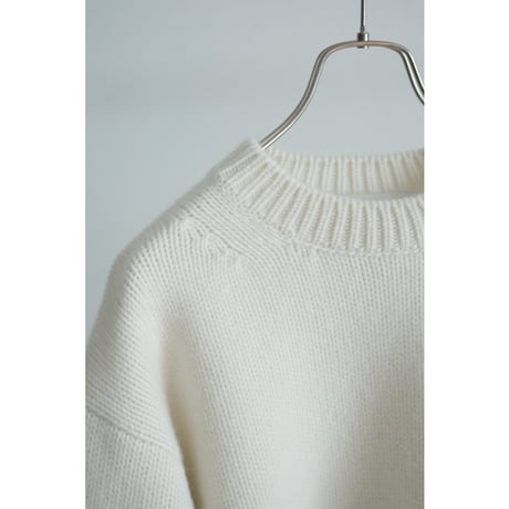 Olde H & Daughter BABY CASHMERE CREW NECK P/O