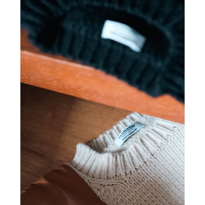 トップス Maatee&sons leather patch po sweater トップス Maatee&sons